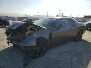  Salvage Dodge Challenger