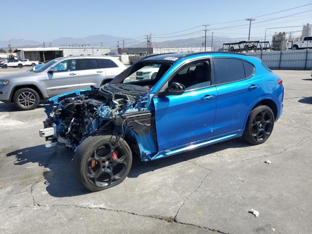  Salvage Alfa Romeo Stelvio