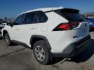 Toyota RAV4 Le Image 3
