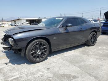  Salvage Dodge Challenger