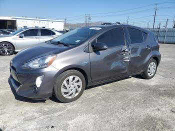  Salvage Toyota Prius