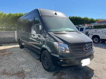  Salvage Mercedes-Benz Sprinter
