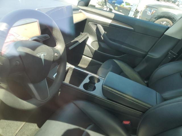 Tesla Model 3 Image 8