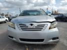 Toyota Camry Le Image 10