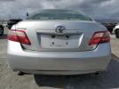 Toyota Camry Le Image 4