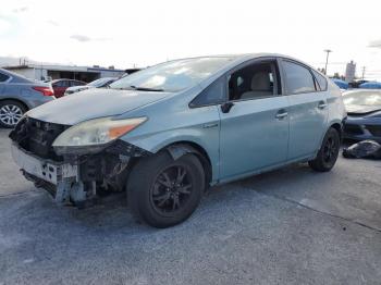  Salvage Toyota Prius