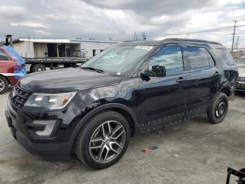  Salvage Ford Explorer