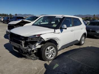  Salvage Hyundai VENUE