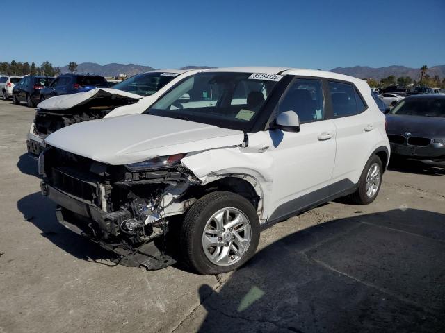  Salvage Hyundai VENUE