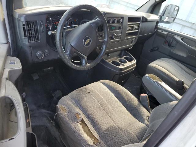 Chevrolet Express Image 6