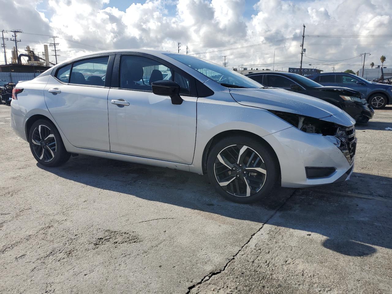 Nissan Versa Sr Image 10