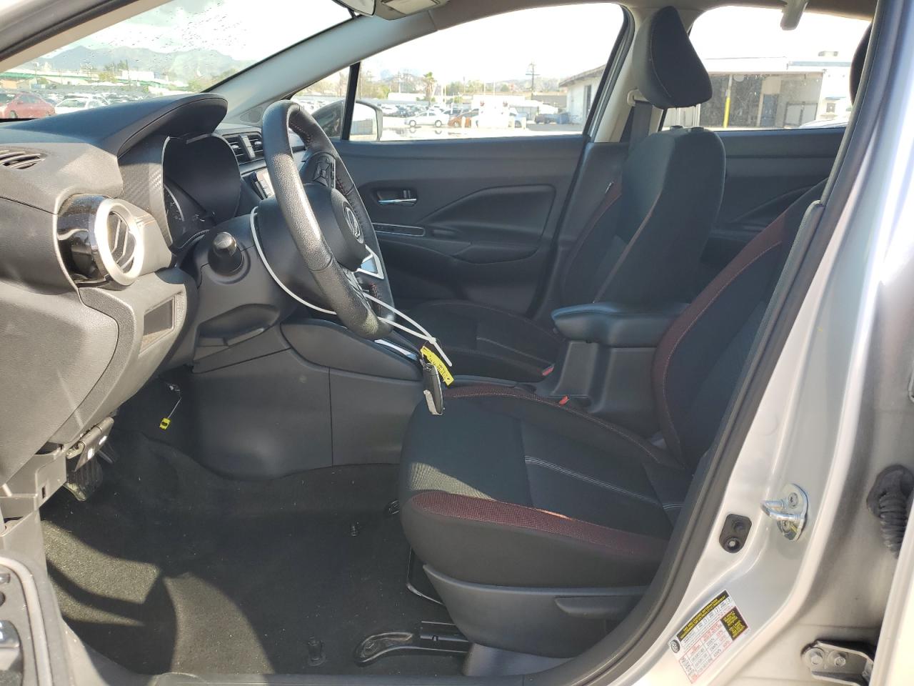 Nissan Versa Sr Image 9
