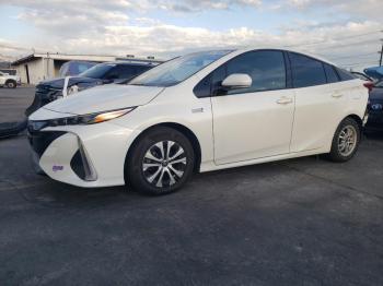  Salvage Toyota Prius