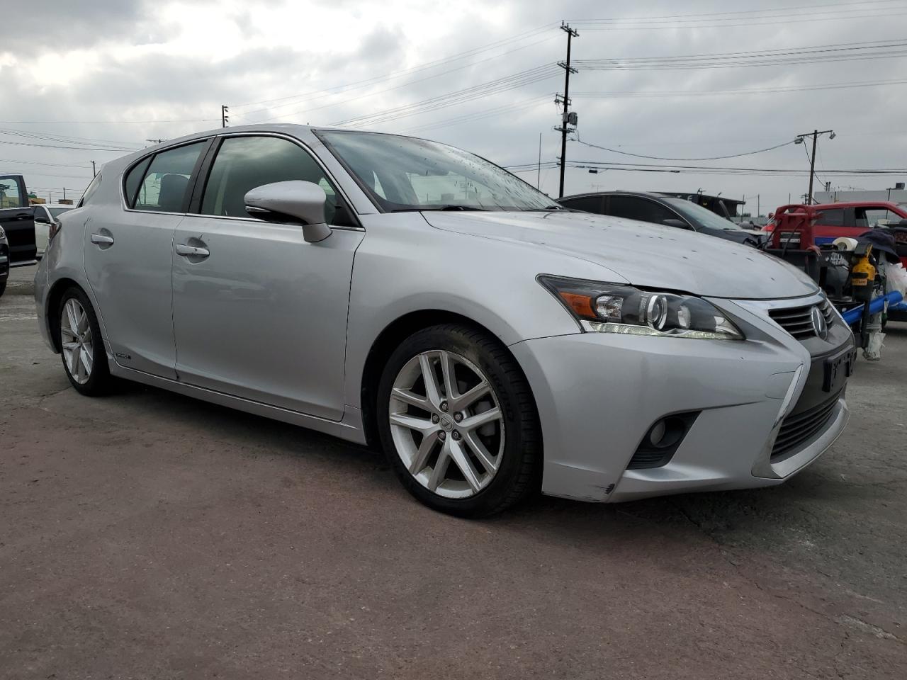 Lexus Ct 200 Image 2