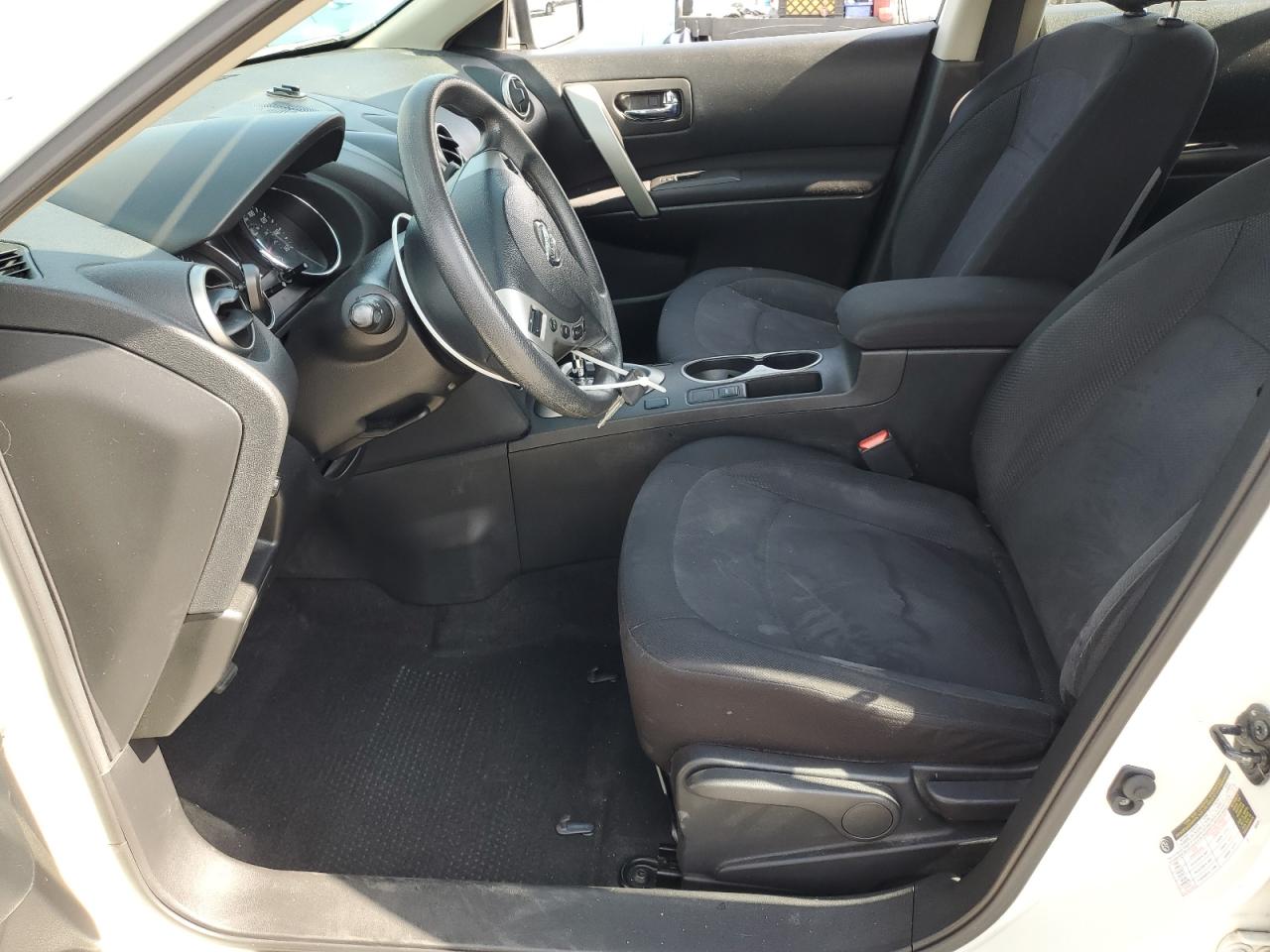 Nissan Rogue S Image 11