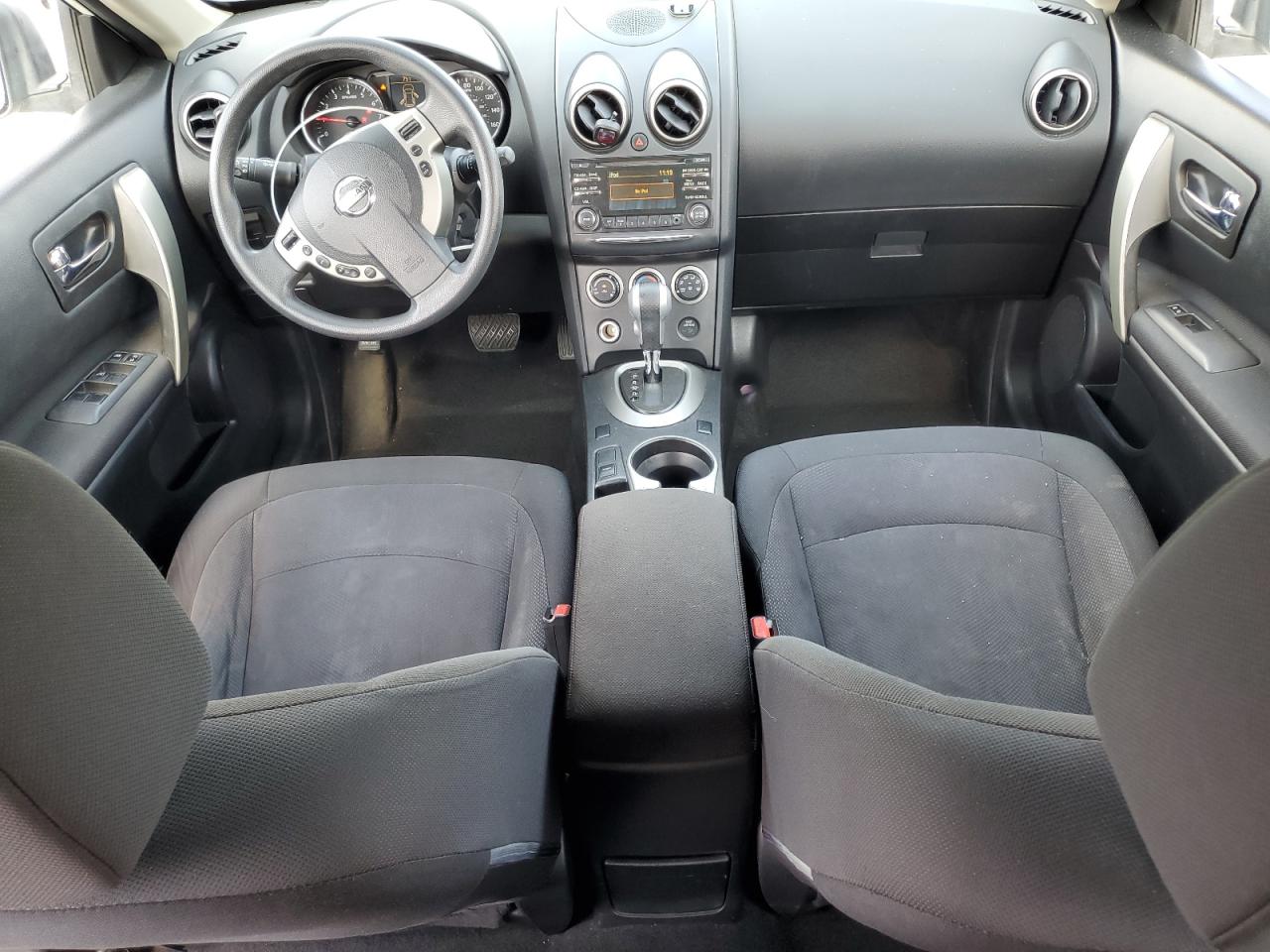 Nissan Rogue S Image 12