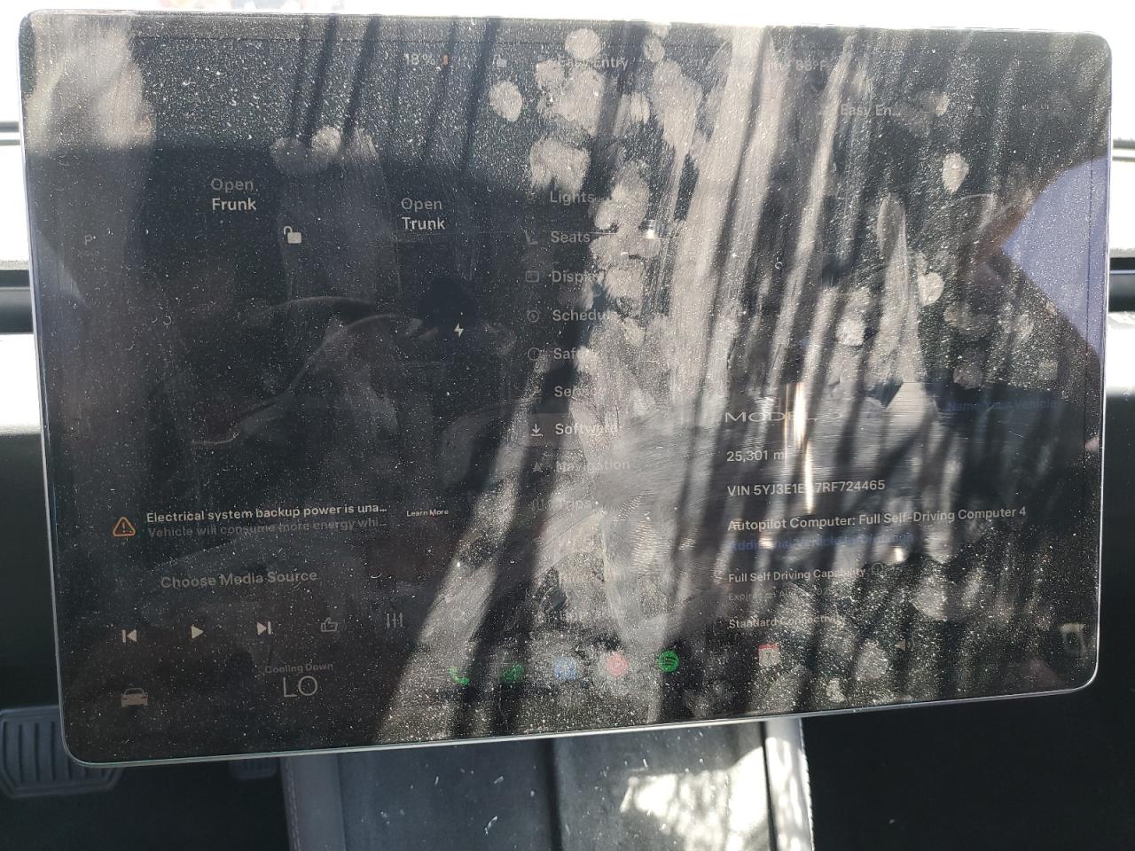 Tesla Model 3 Image 11