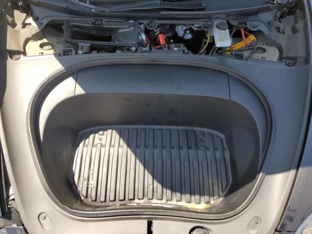 Tesla Model 3 Image 9