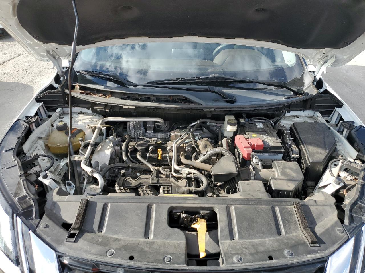 Nissan Rogue S Image 2