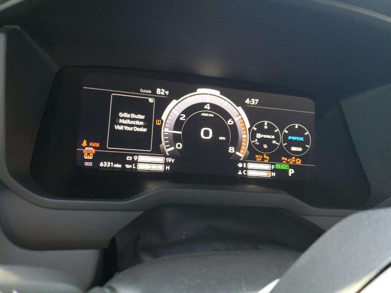 Toyota Sequoia Sr5 Image 9