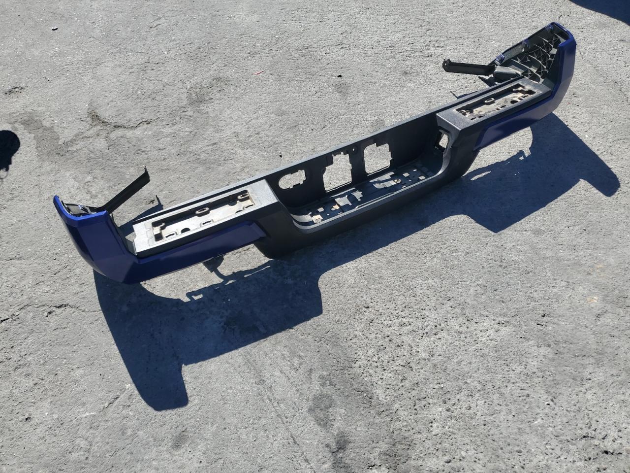 Toyota Tacoma Double Cab Image 11