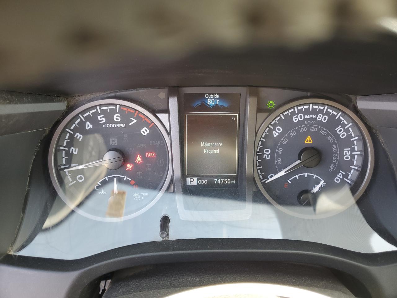 Toyota Tacoma Double Cab Image 9