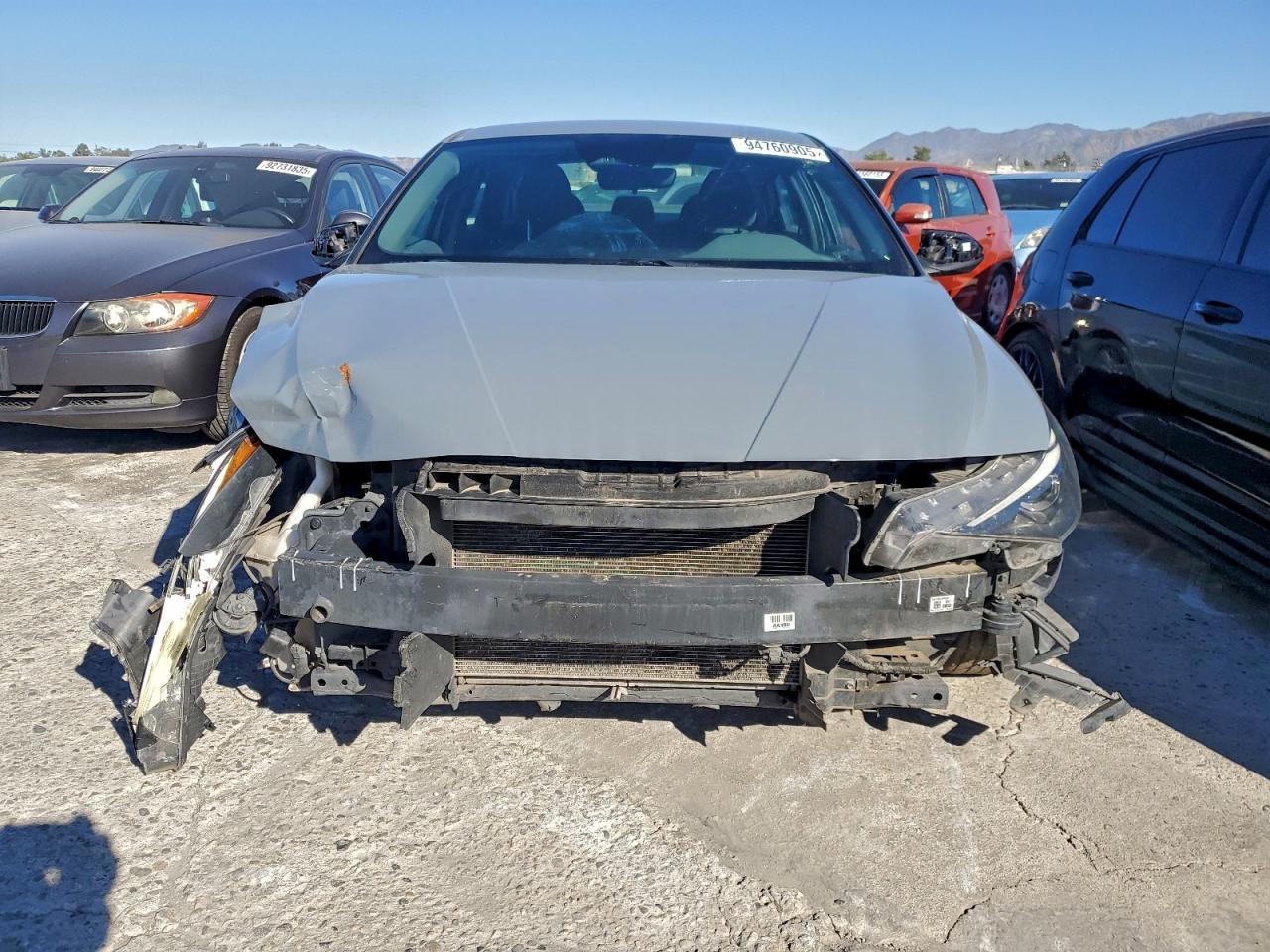 Hyundai ELANTRA Sel Image 13