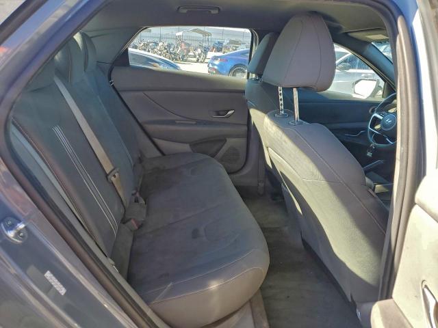 Hyundai ELANTRA Sel Image 7