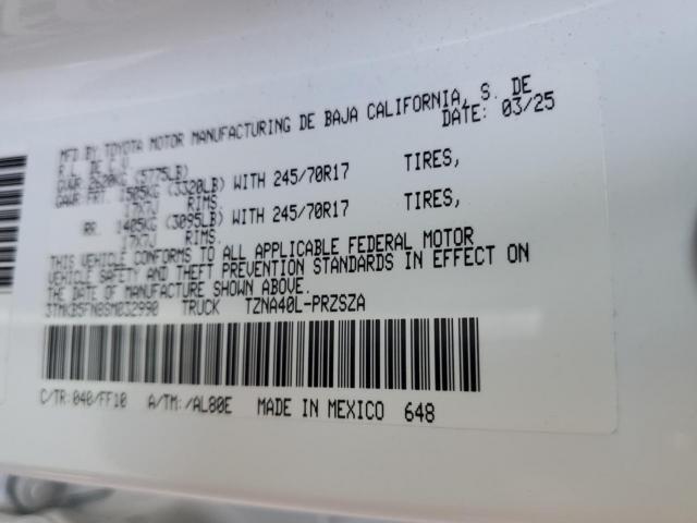 Toyota Tacoma Double Cab Image 10