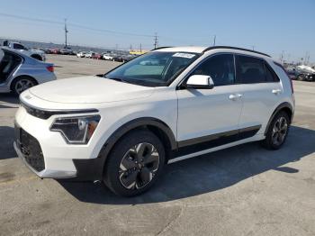  Salvage Kia Niro