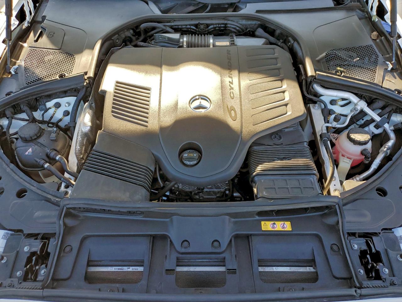 Mercedes-Benz S-Class 500 4matic Image 11