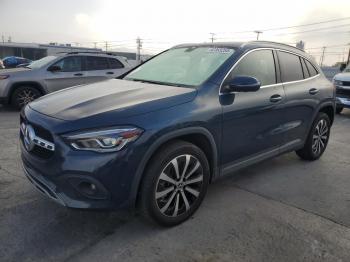  Salvage Mercedes-Benz GLA