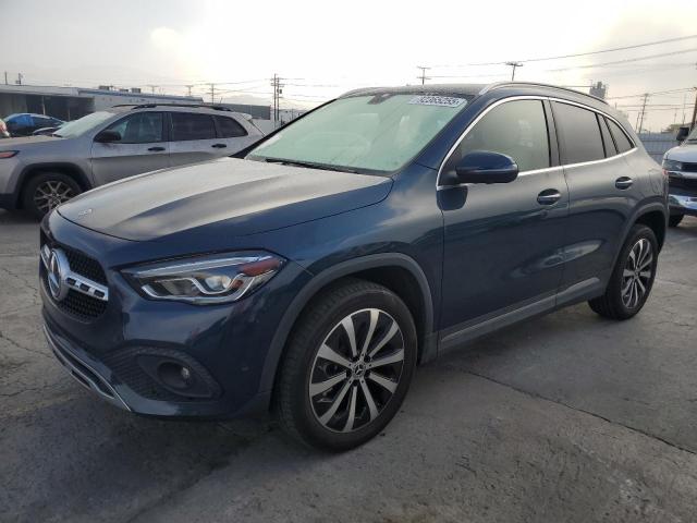  Salvage Mercedes-Benz GLA