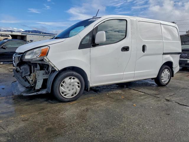  Salvage Nissan Nv