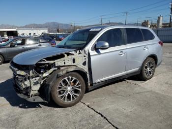  Salvage Mitsubishi Outlander