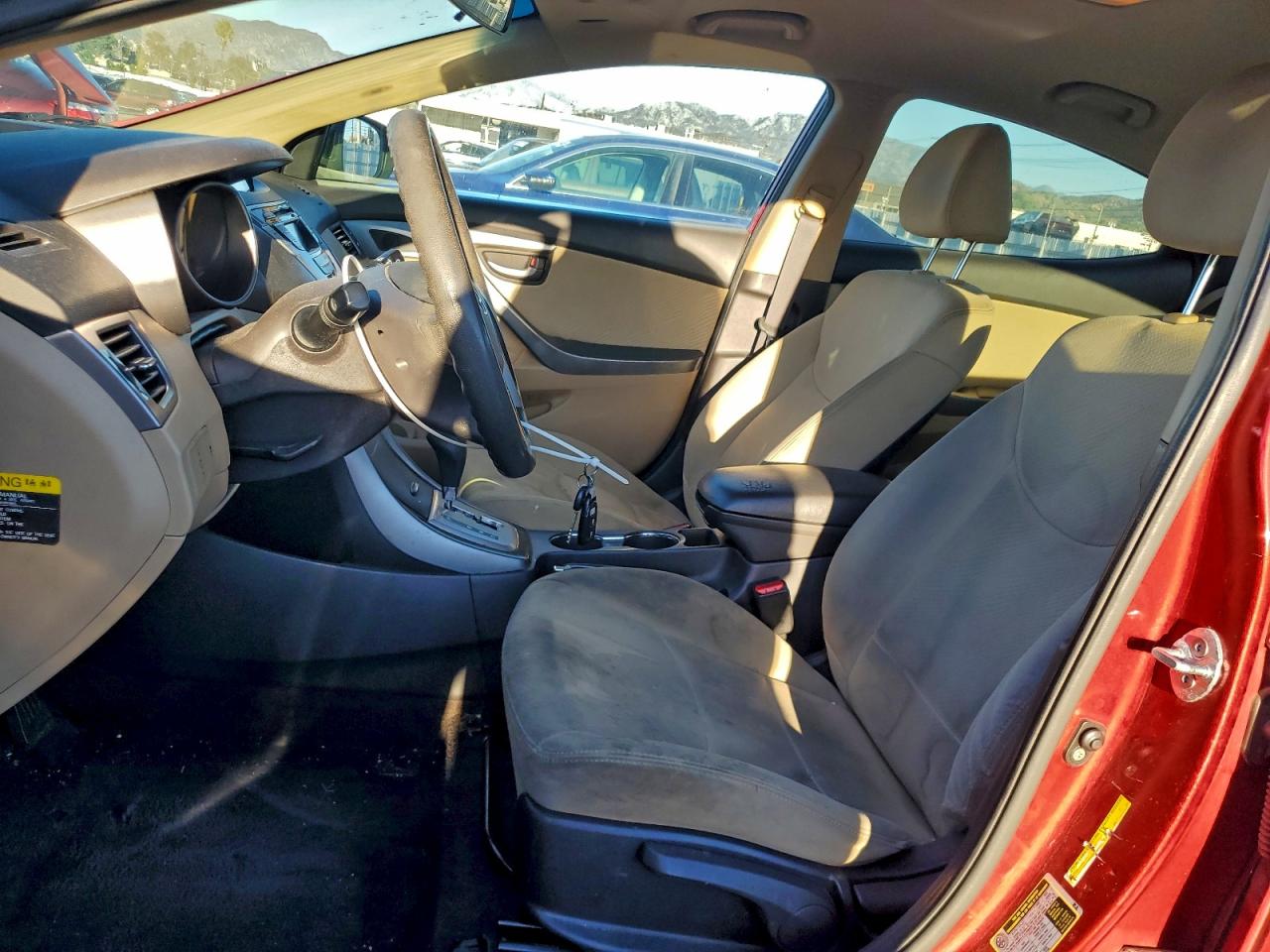 Hyundai ELANTRA Gls Image 8