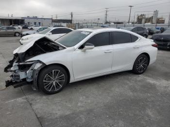  Salvage Lexus Es