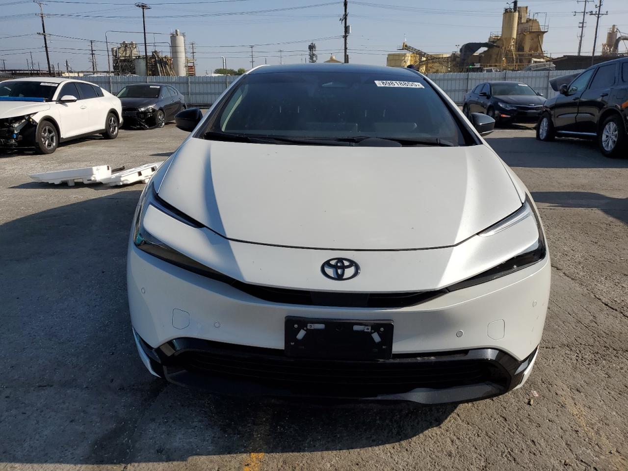 Toyota Prius Le Image 3