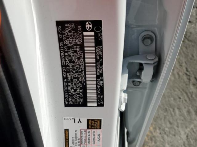 Toyota Prius Le Image 9