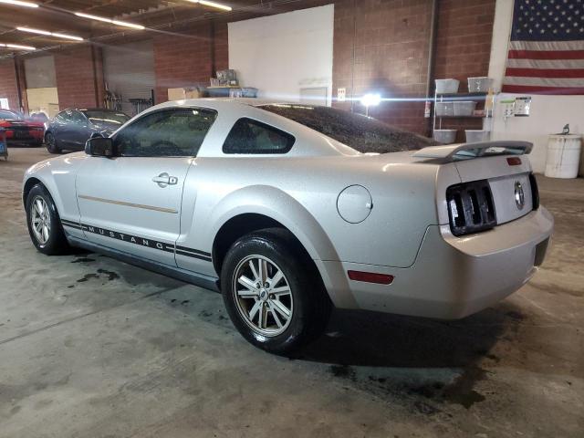 Ford Mustang Image 11