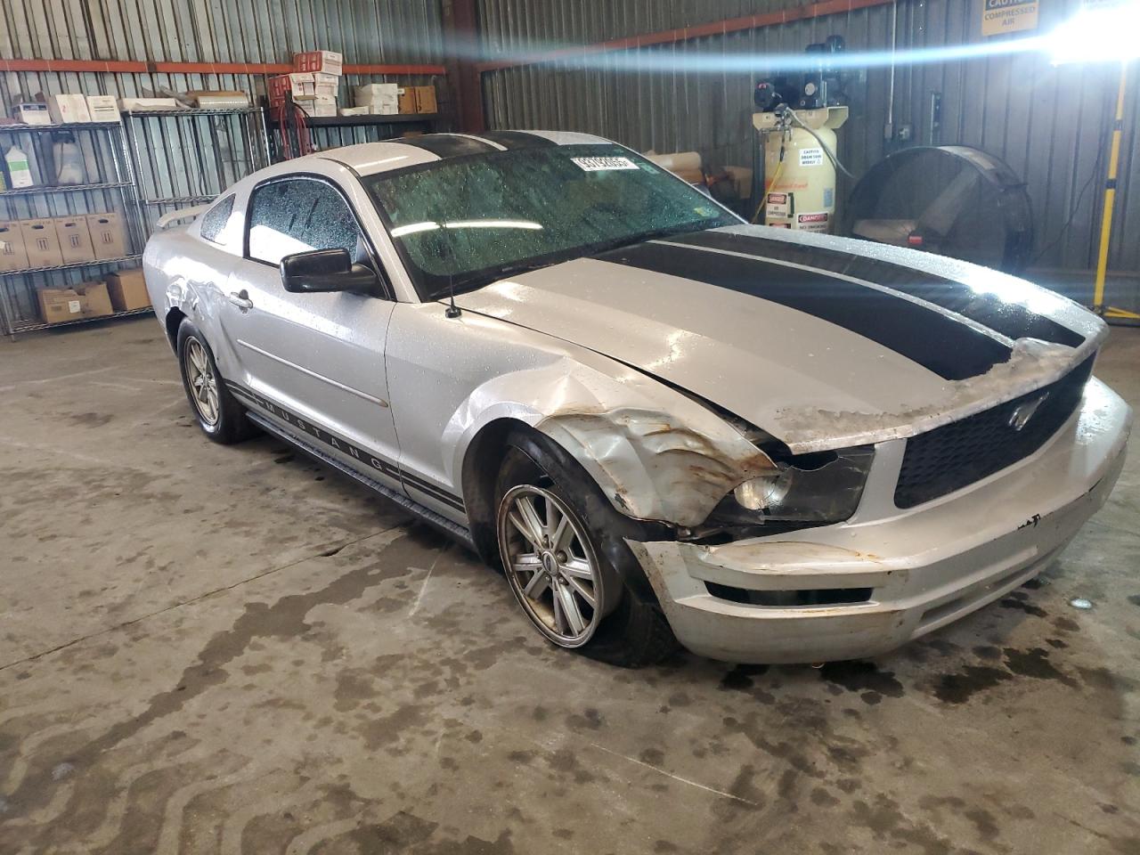 Ford Mustang Image 10