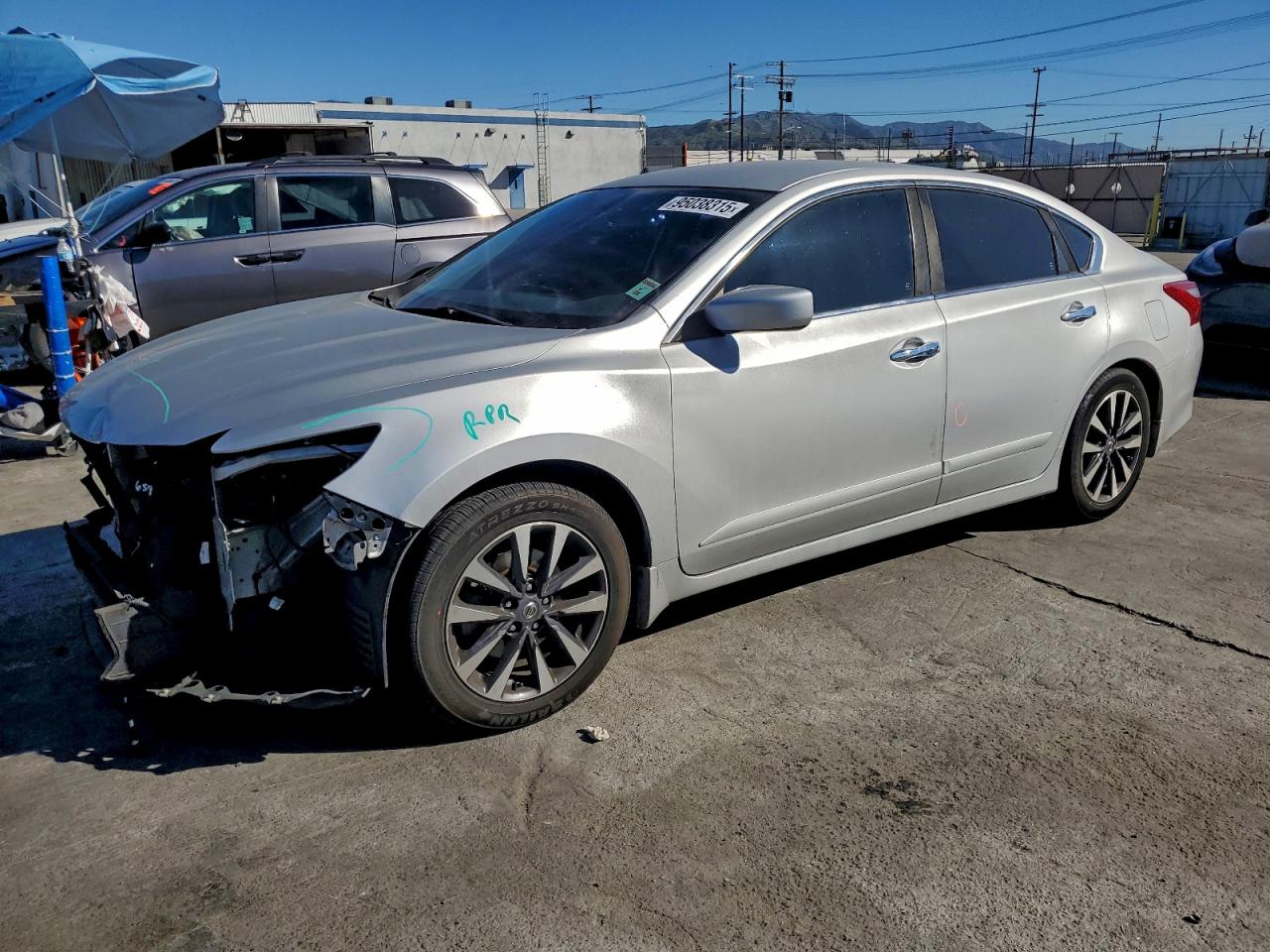 Nissan Altima 2.5 Image 1