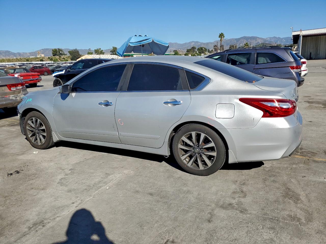 Nissan Altima 2.5 Image 3