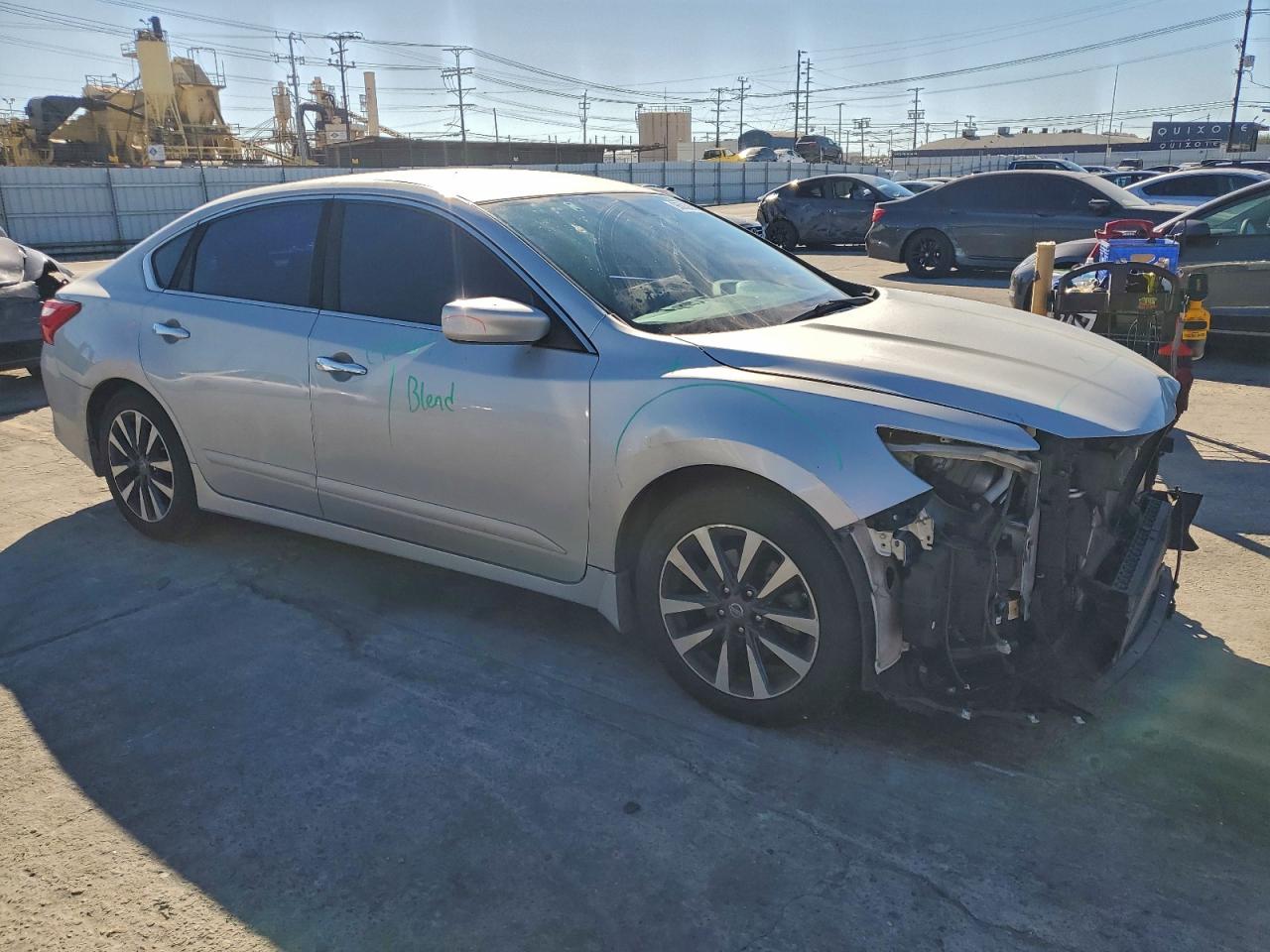 Nissan Altima 2.5 Image 2