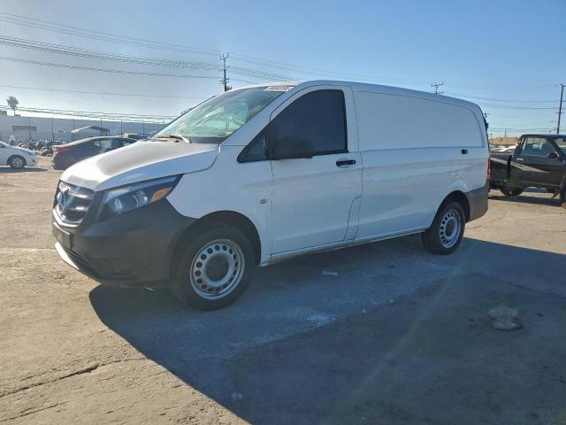 Salvage Mercedes-Benz Metris