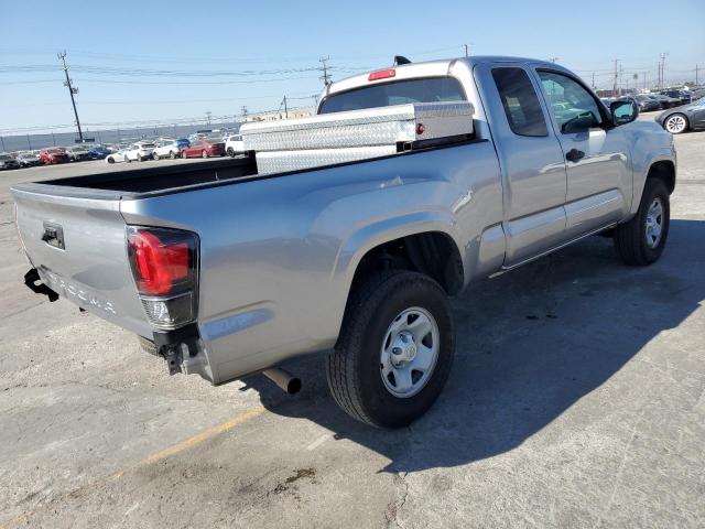 Toyota Tacoma Access Cab Image 3