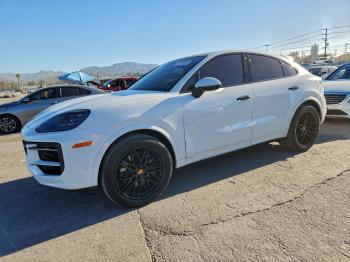  Salvage Porsche Cayenne