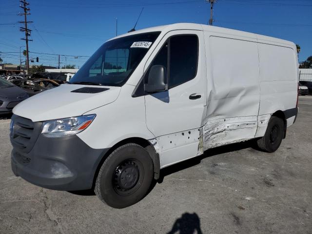  Salvage Mercedes-Benz Sprinter
