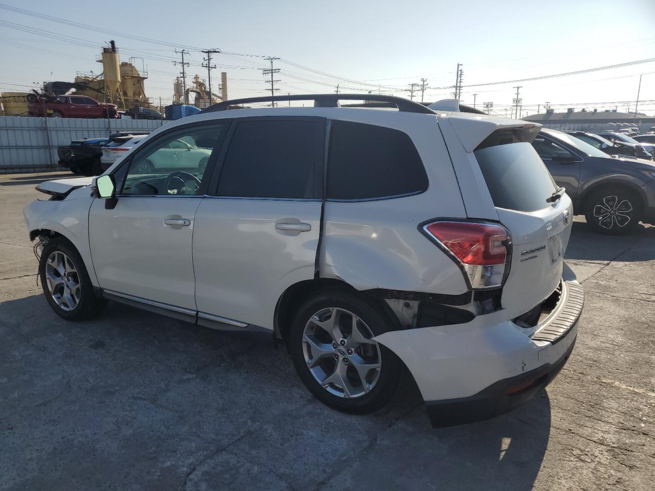 Subaru Forester 2.5i Touring Image 2