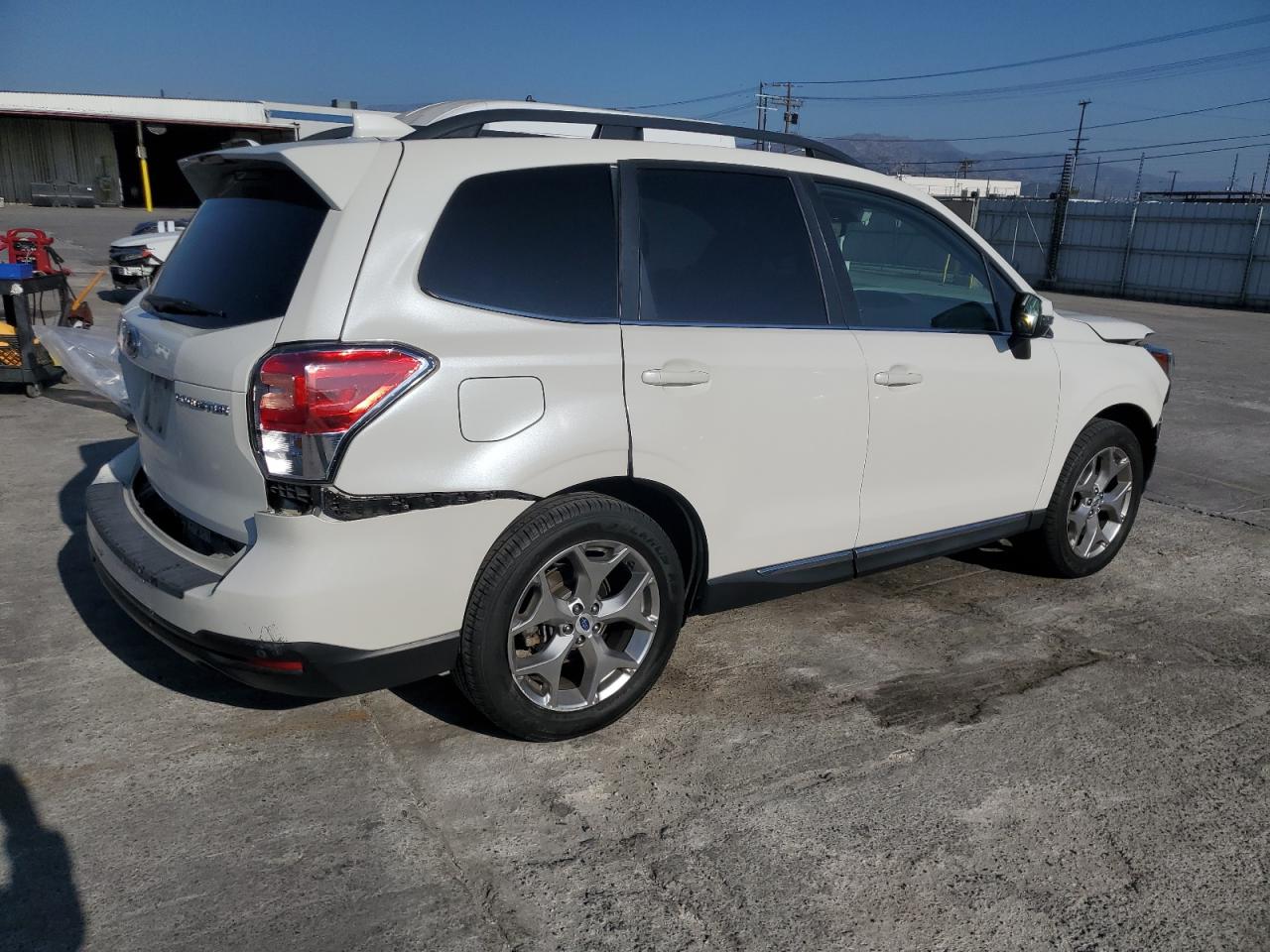 Subaru Forester 2.5i Touring Image 7